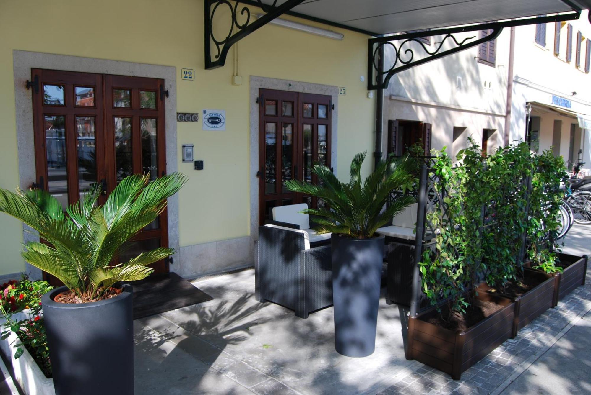 Hotel Alla Citta Di Trieste กราโด ภายนอก รูปภาพ